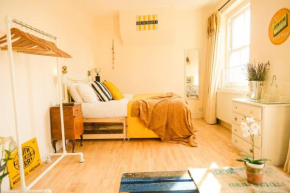 London's East End 2 Bedroom Apartment